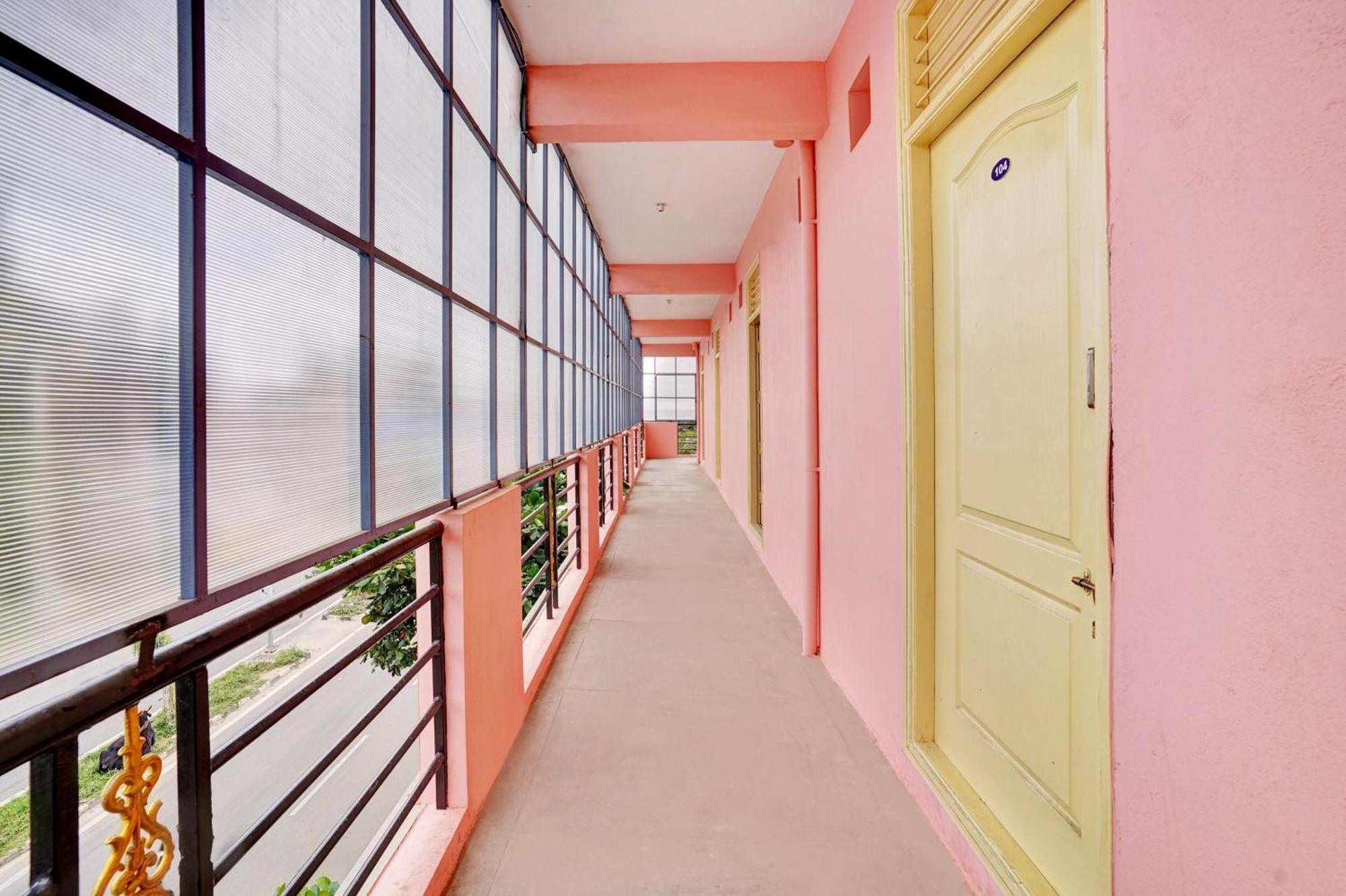 Hotel O Sv Lodge Μπανγκαλόρ Εξωτερικό φωτογραφία
